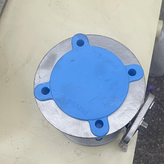 Ruostumattomasta teräksestä valmistettu palloventtiili