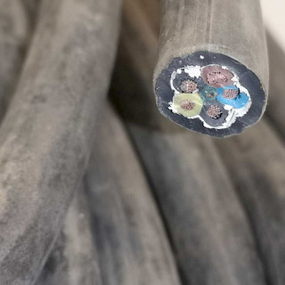 Sähkökaapeli / kumikaapeli 5x2,5mm2 13,5 metriä