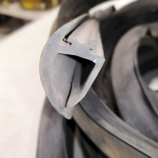 Kumitiivistenauha 16 metriä