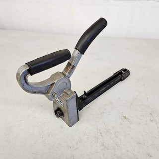 Kansinitoja JK561-15-hakasille