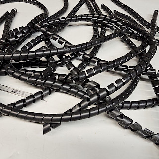 Hydrauliikka suojaspiraali n. 23 mm pätkiä 0,5-3 metriä