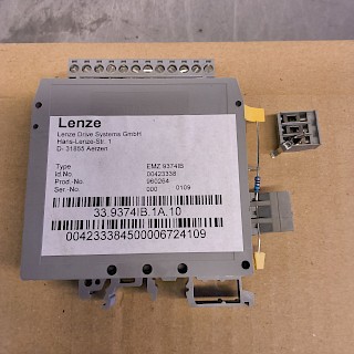 UUSI LENZE EMZ 93741B MODUULI