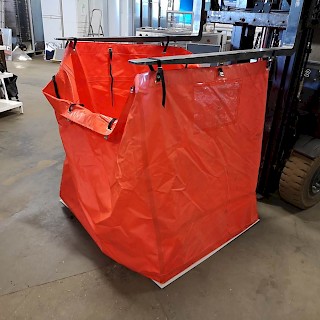 Muovinen säkki 1,2x1,2x1m