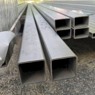 Ruostumaton Duplex Putki 50 x 50 x 2,5 mm