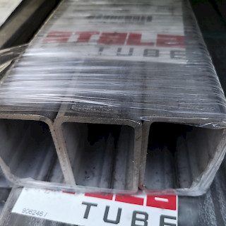 Ruostumaton Ferrit Putki 80 x 50 x 4 mm