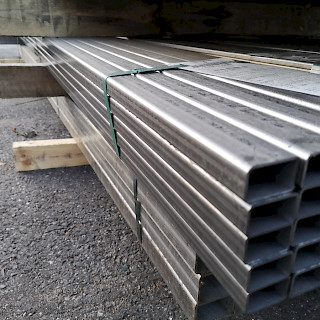 Ruostumaton Ferrit Putki 40 x 25 x 2 mm