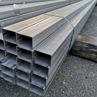 Ruostumaton Ferrit Putki 70 x 50 x 2 mm