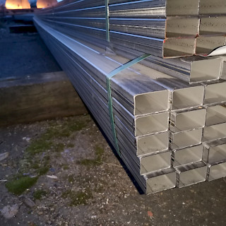 Ruostumaton Ferrit Putki 50 x 30 x 1,5 mm