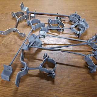 Putken kiinnikkeet 60 mm