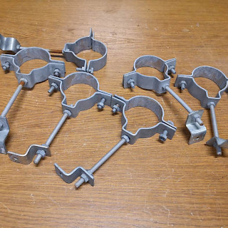 Putken kiinnikkeet 80 mm 6 kpl