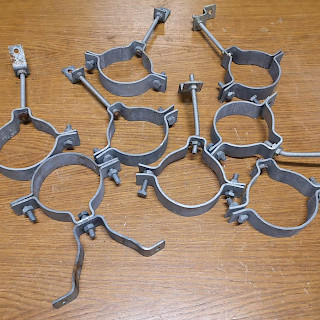 Putken kiinnikkeet 110 mm 4 kpl