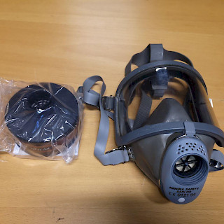 Käyttämätön suojanaamari