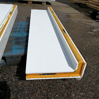 Kylmähuoneen kulmaelementti 230x45x8 cm