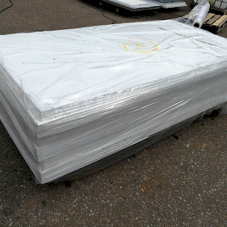 Kylmiön ovi 205x105x8 cm