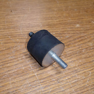 lieriöeristin 50x40xM10