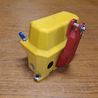 Kuljettimien vetopysäytyskytkin ASG typ NSR2