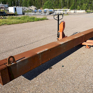 RHS palkki 6,7 metriä 300x300x8 mm