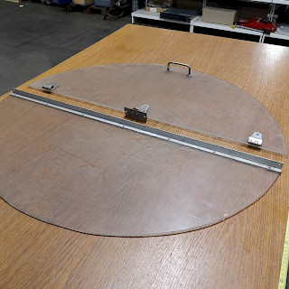 Muovinen säiliön tarkastuskansi