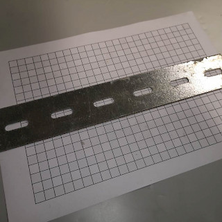 Kaapelihyllyn kinnike