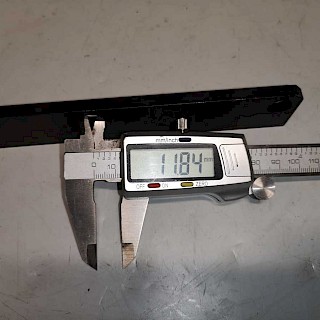 Kiinnityslevy 200x30x6 mm