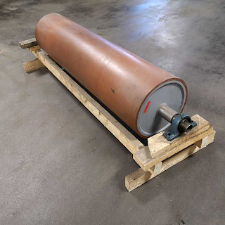 Kumipäällysteinen tela 1600x400 mm laakeroitu