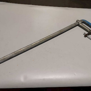 Liimapuristin 1000x175