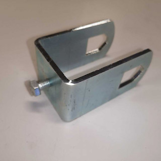 Kiinnityskannatin 50x50mm