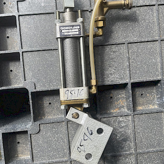 DEODIJNS HYDRAULIC SYLINTERI