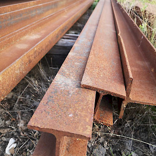 IPE-teräspalkki 100 x 100 mm 11/12 metriä