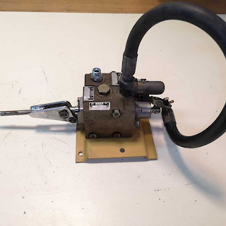 Venttiilipöytä Bosch 1-karainen