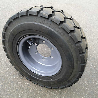 Työkonerengas vanteella 8.25-15 NHS Trelleborg