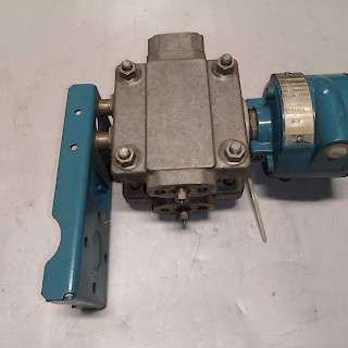 PRESSURE TRANSMITTER F50DPF100-3