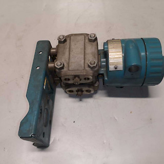 PRESSURE TRANSMITTER 50DP F100-2-BVV