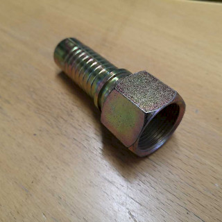 Puristettava liitin suora sisäkierre 31