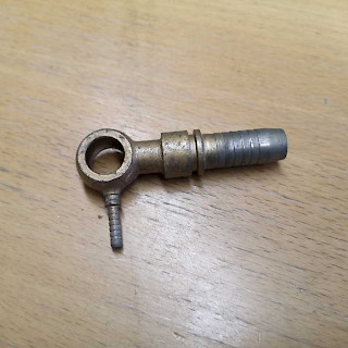 Banjo-14mm-08 liitin