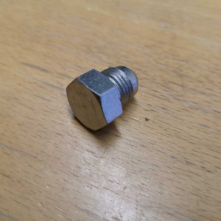 Kierretulppa ulkokierre 14