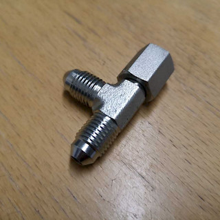 T-Liitin DN4 sisäkierre 10 ulkokierre 11/11