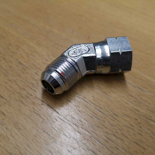 Liitin DN10 sisäkierre 18 ulkokierre 19