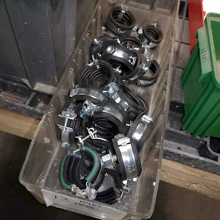 Erä kannatinta D42 13kpl