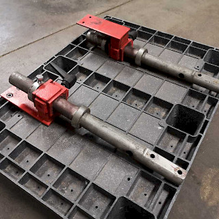 Akseli 40mm x 510 mm kääntökahva, kiinnitin