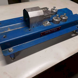 Pumpun / sähkömoottorin alusta 340x750 mm