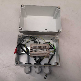 Muovikotelo 180x130x130 mm