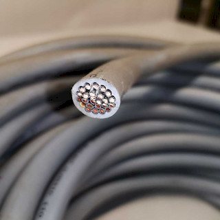 Sähkökaapeli 25x1,5mm2 36 metriä
