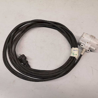 Jatkojohto 2-osainen 3x1.5, 9,6m