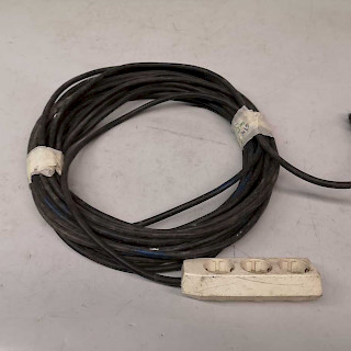 Jatkojohto 3-osainen 3x1.5, 20m