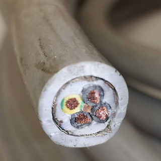 Sähkökaapeli 4x4mm2 15,3 metriä