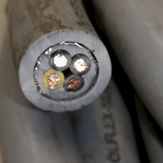 Sähkökaapeli 4x4mm2 + G 18 metriä