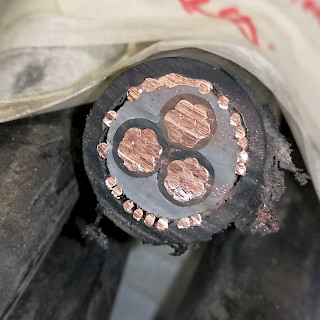 Sähkökaapeli / maakaapeli 3x16mm2 6 metriä