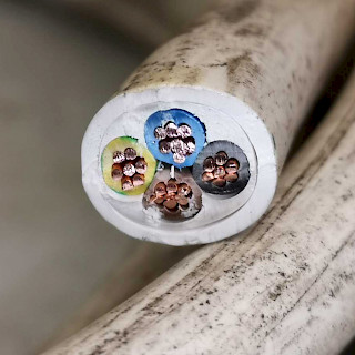 Sähkökaapeli 4x6mm2 15,1 metriä