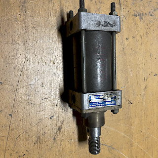 Ilmasylinteri 60/230/50